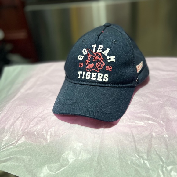 Hat - Picture 1 of 1